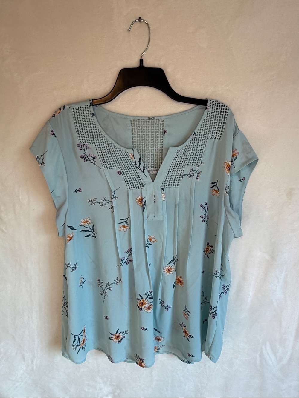 Daniel Rainn Light Blue Floral Pintuck Blouse Women’s XXL